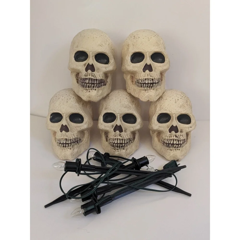 Vintage Halloween Skull Lawn Stake Lights Set of 5 Outdoor Yard Path Lights C7‎
